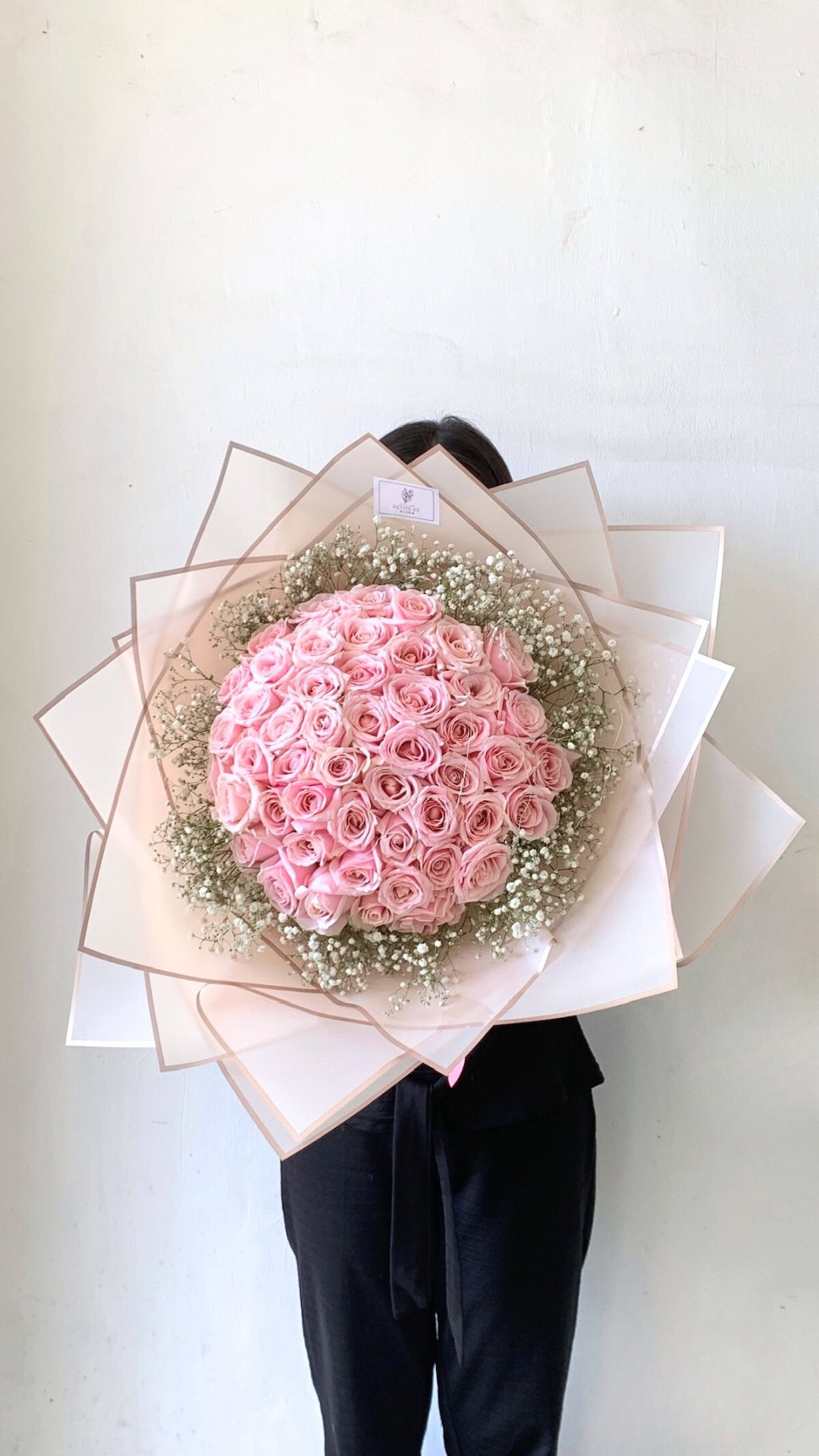 Round Rose Bouquet 50 Rose - Image 3