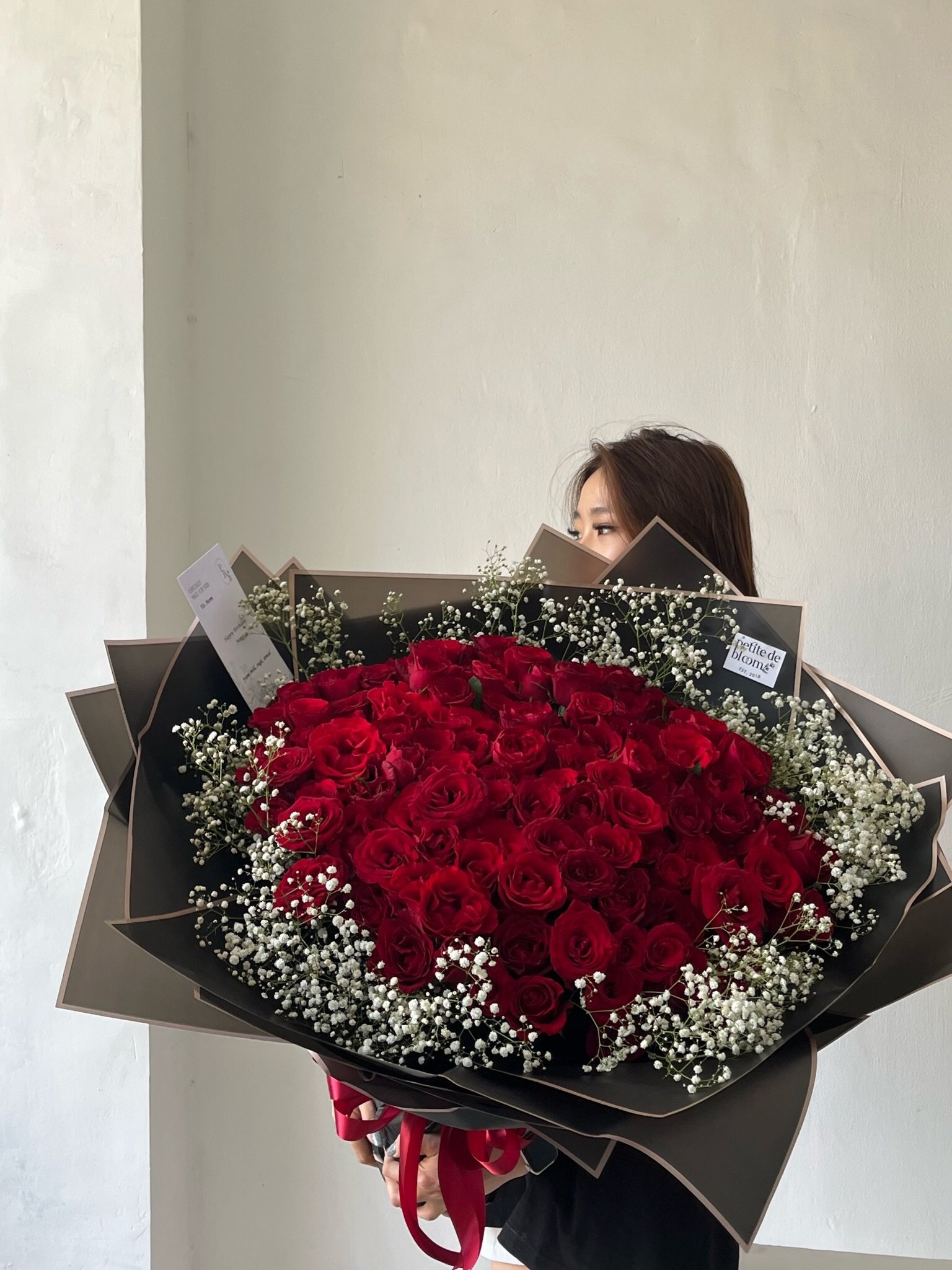 Round Rose Bouquet 100 Rose - Image 2